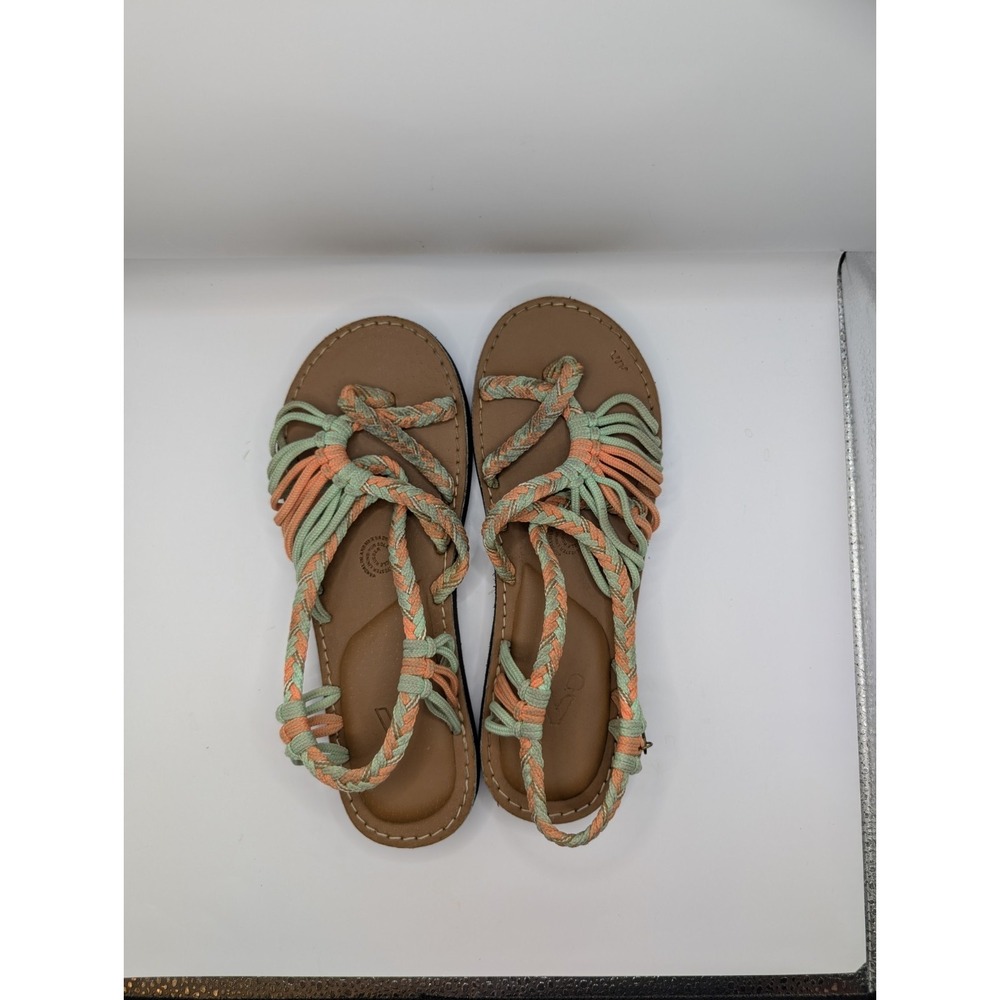 Vines Islandwear Honeydew You Freestyle Multi Color Strappy Sandals sz. 8M